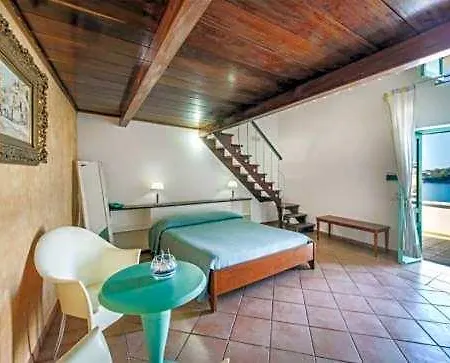 La Corricella Hotel 3*