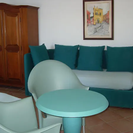 La Corricella 3* بروسيدا